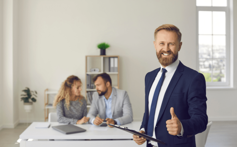 a business broker closing a deal with the client representing business broker business 